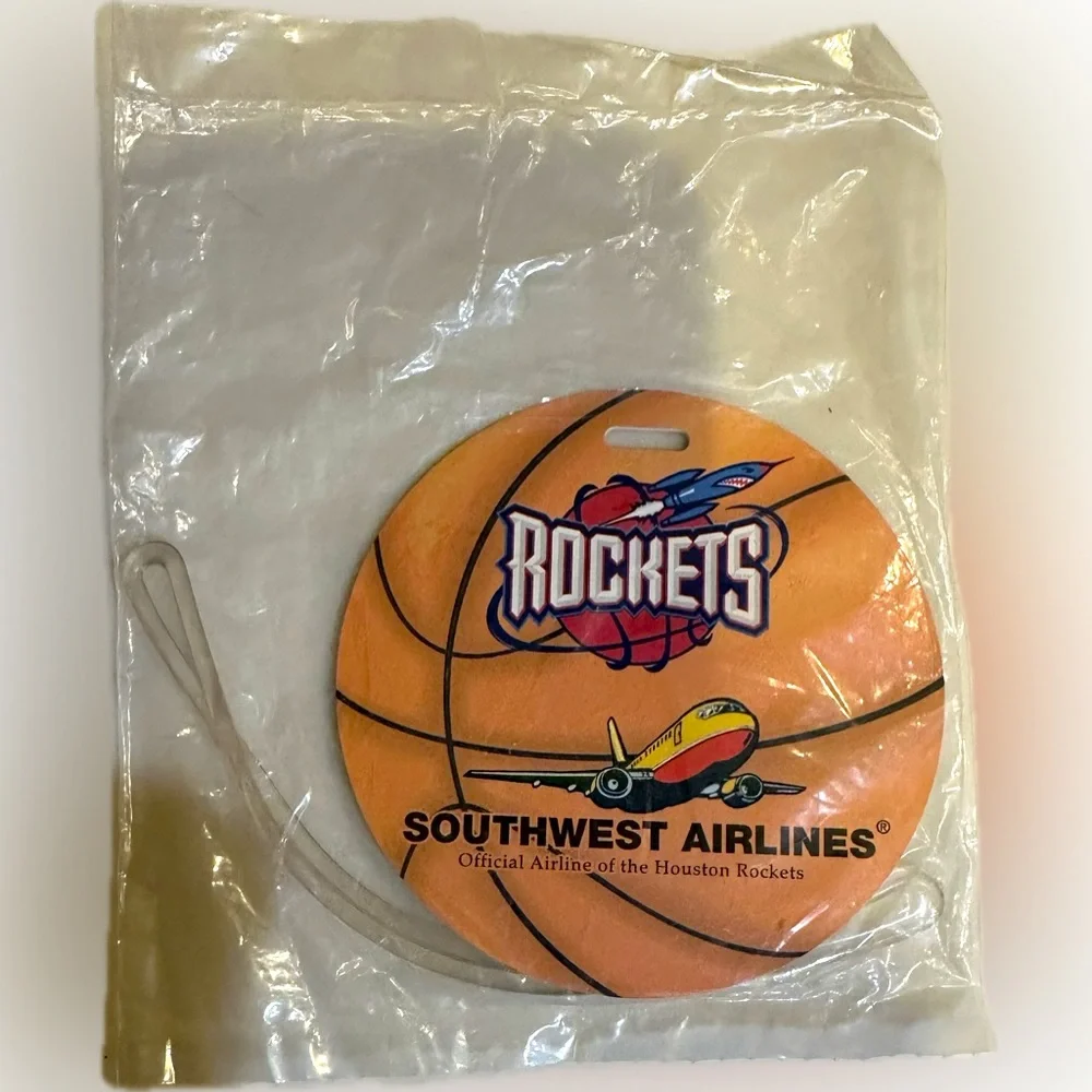 VTG HOUSTON ROCKETS SOUTHWEST AIRLINES LUGGAGE TAG NBA BASKETBALL GAME ENTRY GIF